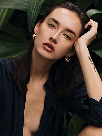 YULIA