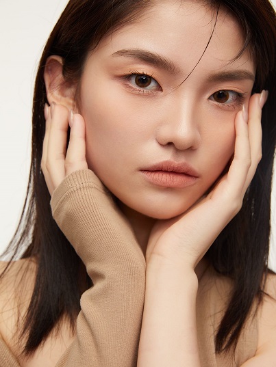 YAN RU
